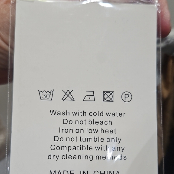 Plus size Chic Animal Print Mid sleeve V-Neck Dress size XL New with Tags - Picture 3 of 9